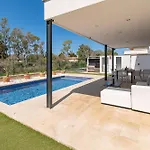 Beach Villa Mel